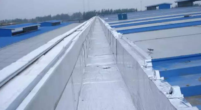 青山办公楼屋面防水案例