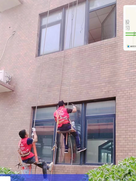 青山承接各类窗户玻璃维修